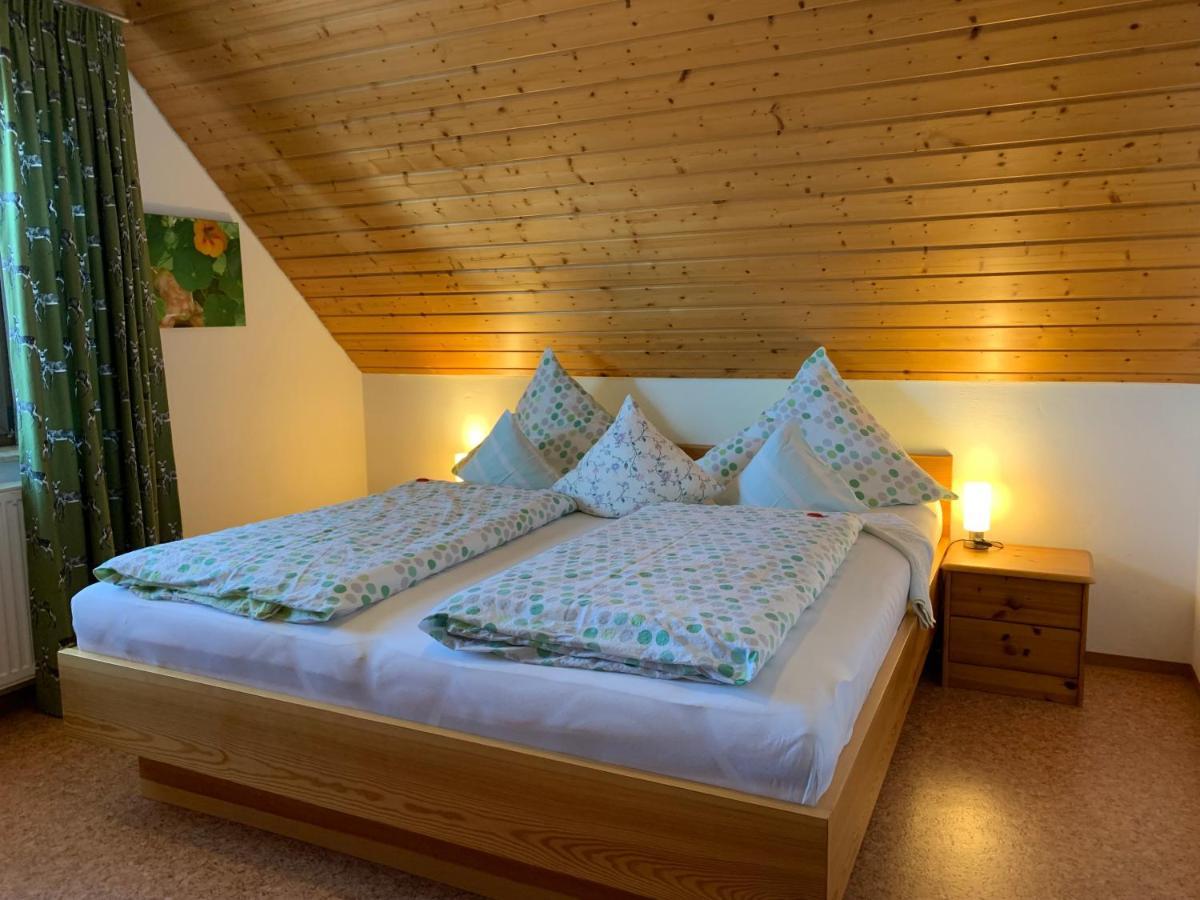 Gaestehaus Hundelbach Lenzkirch Bagian luar foto
