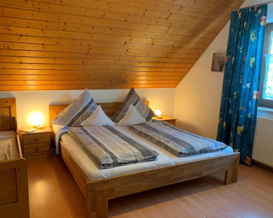 Gaestehaus Hundelbach Lenzkirch Bagian luar foto