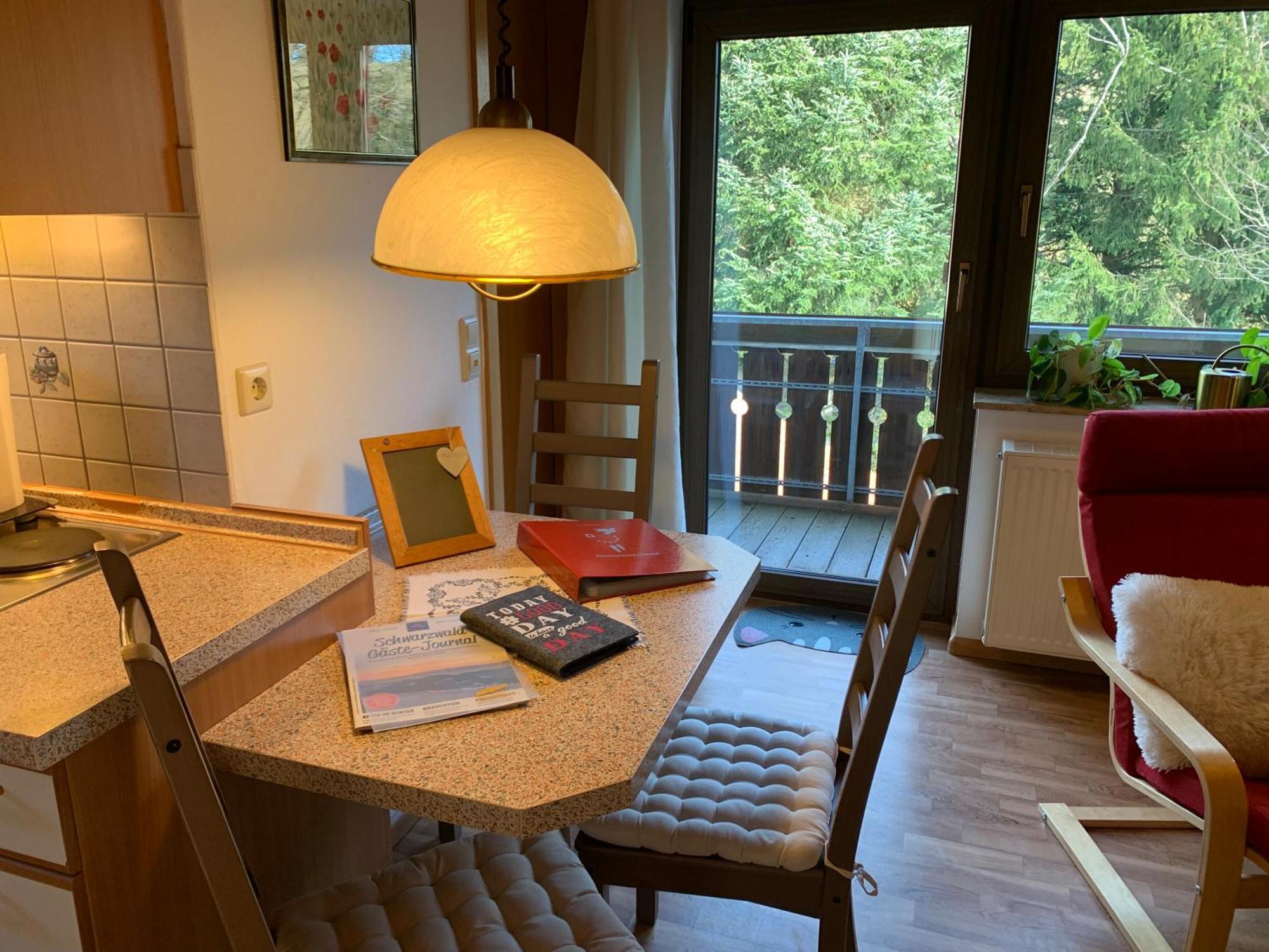 Gaestehaus Hundelbach Lenzkirch Bagian luar foto